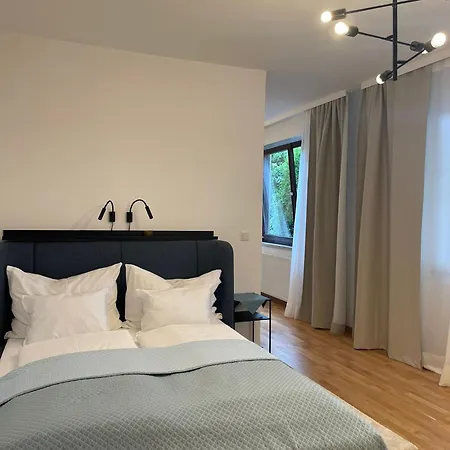 Buchenhain Apartment